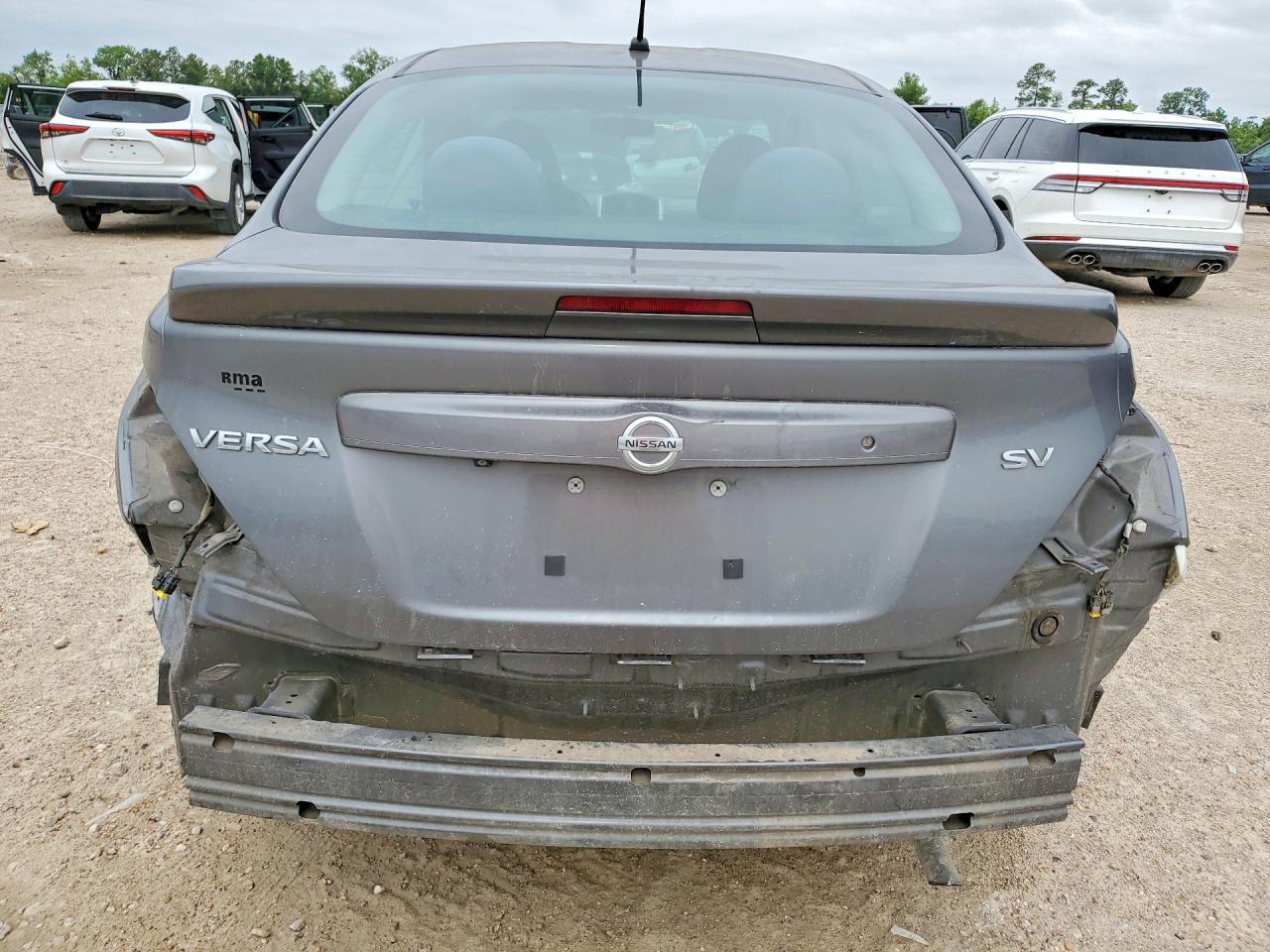 Nissan Versa Sv