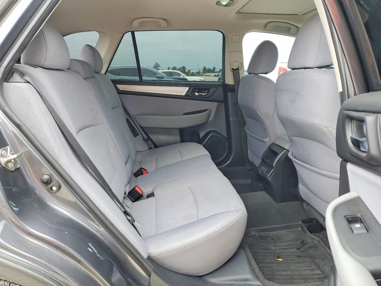 Subaru Outback 2.5i Premium