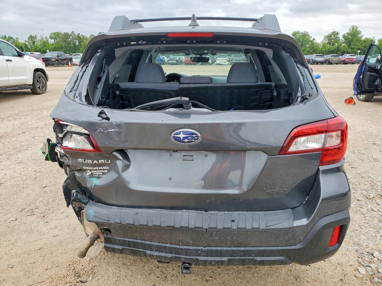 Subaru Outback 2.5i Premium