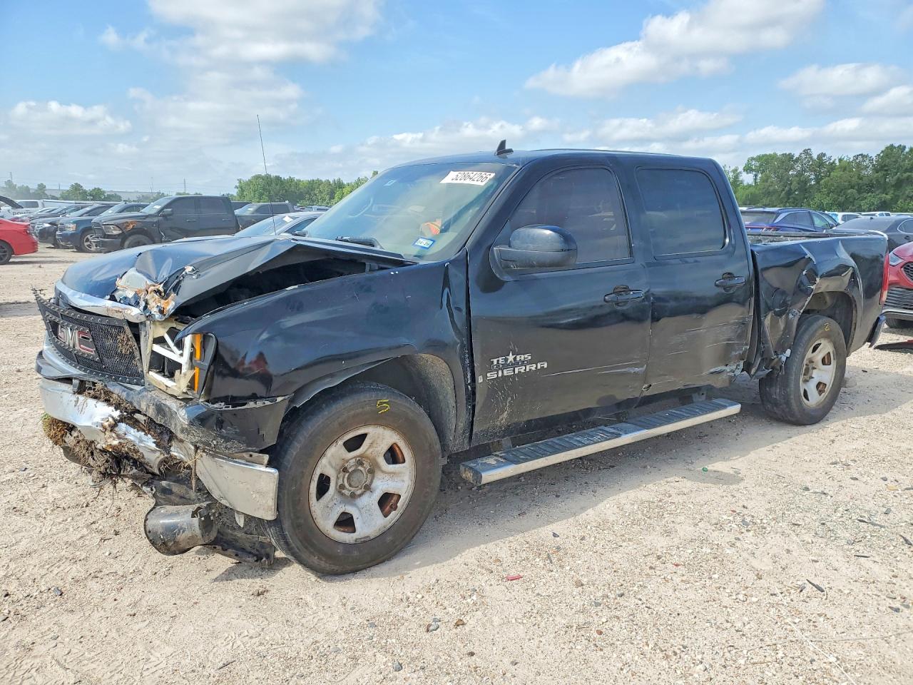 Salvage GMC Sierra Image