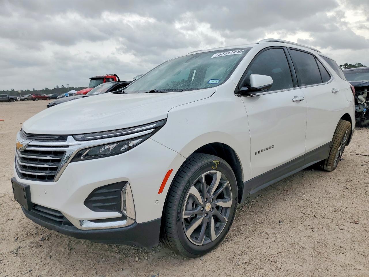 Salvage Chevrolet Equinox Image