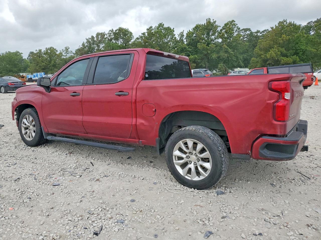 Chevrolet Silverado C1500 Custom