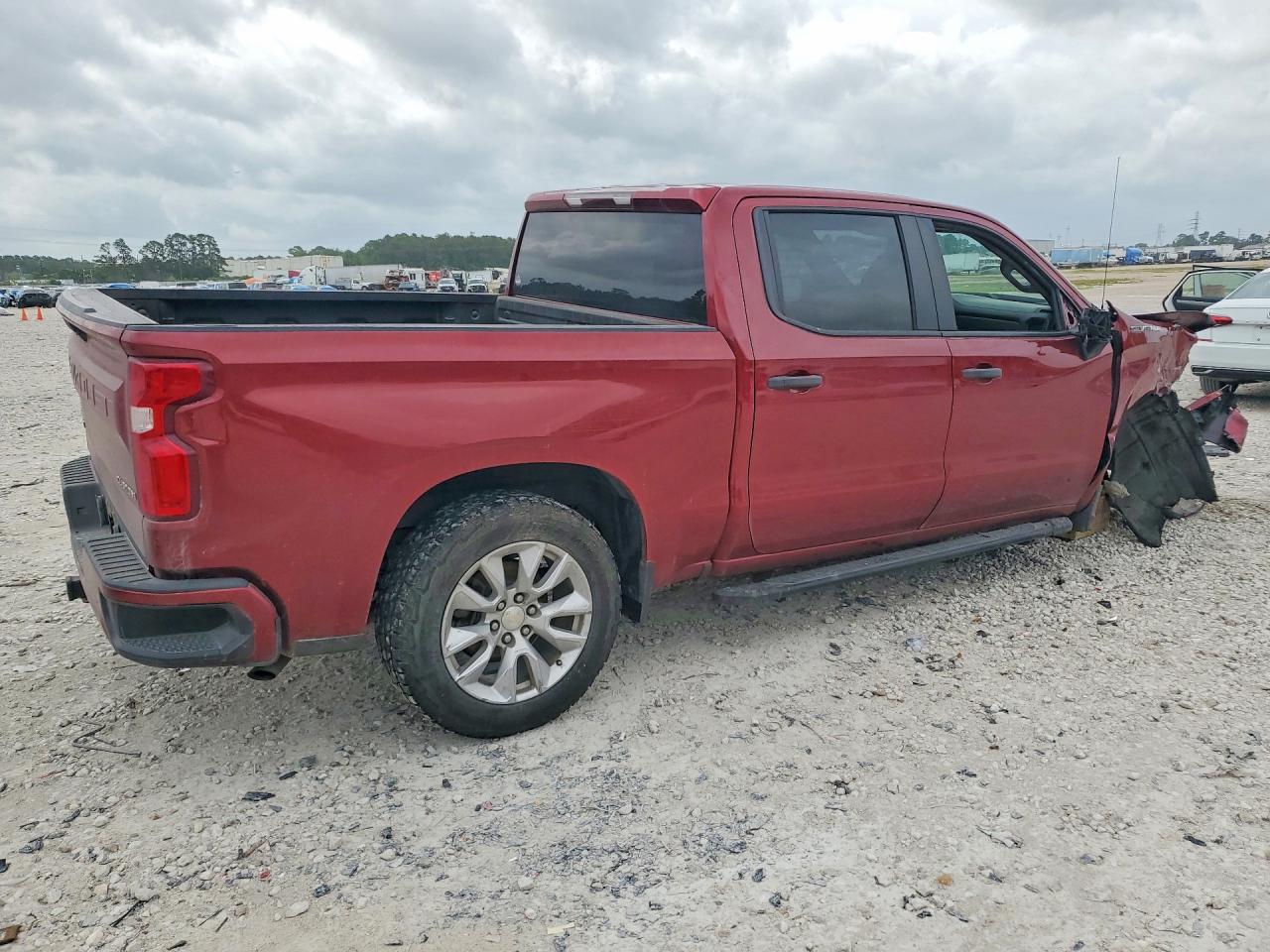 Chevrolet Silverado C1500 Custom