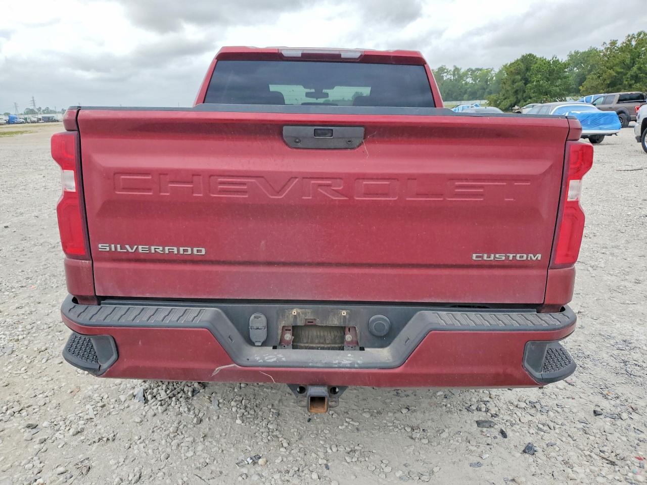 Chevrolet Silverado C1500 Custom