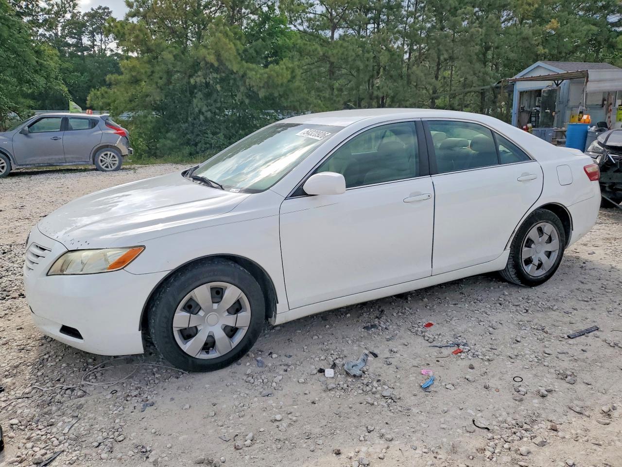 Salvage Toyota Camry Image