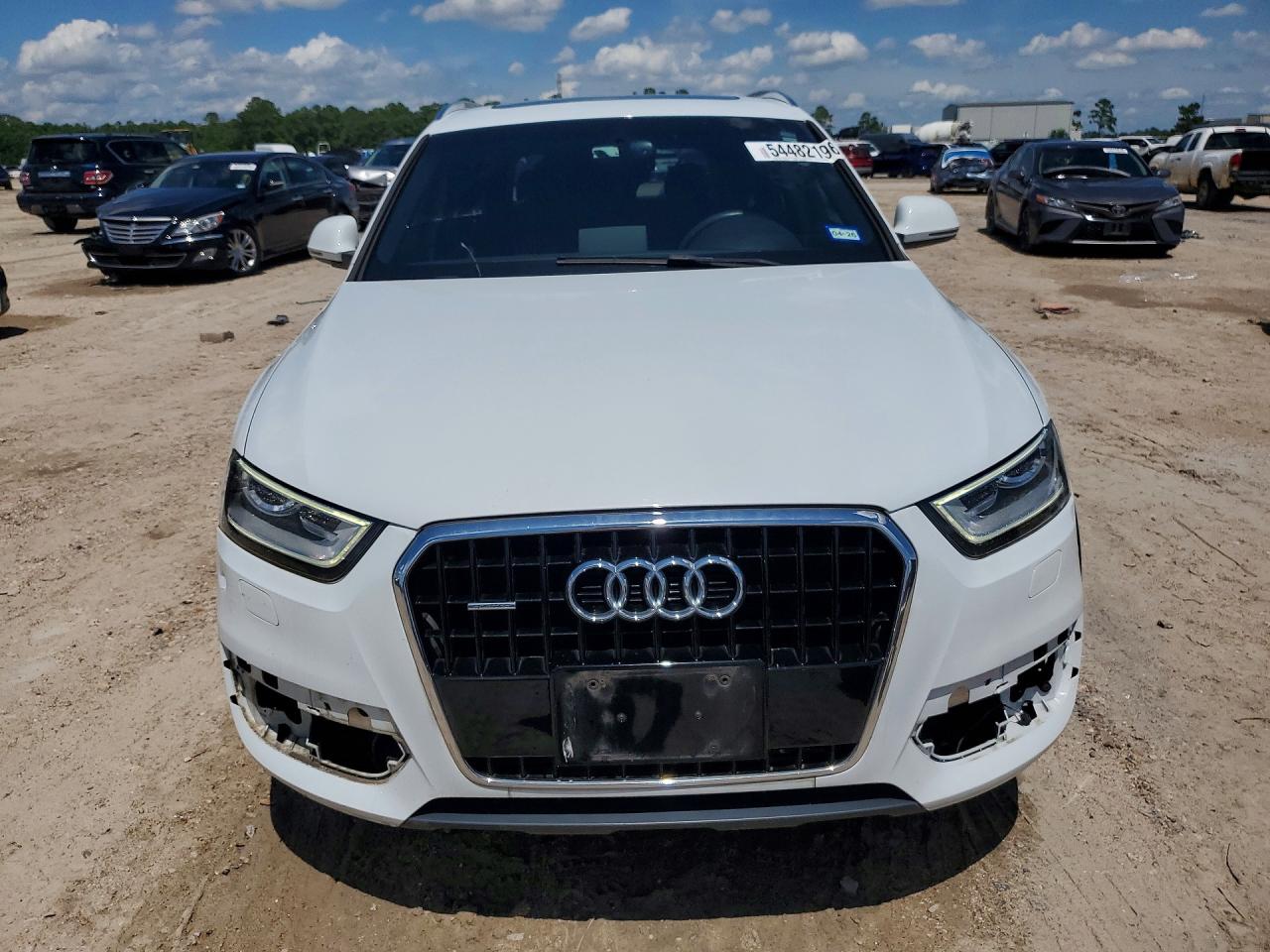 Audi Q3 Premium Plus