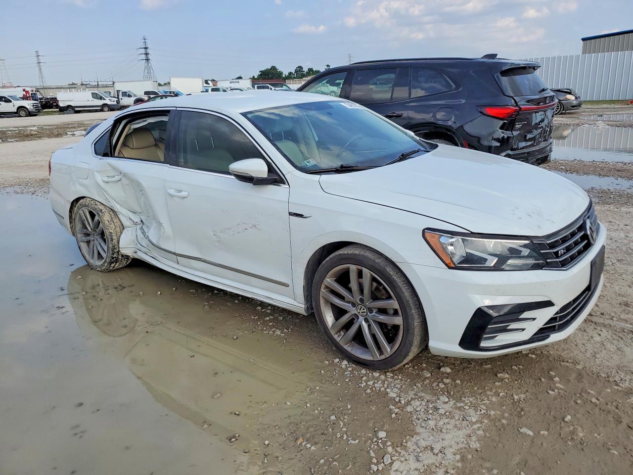 Volkswagen Passat R-line