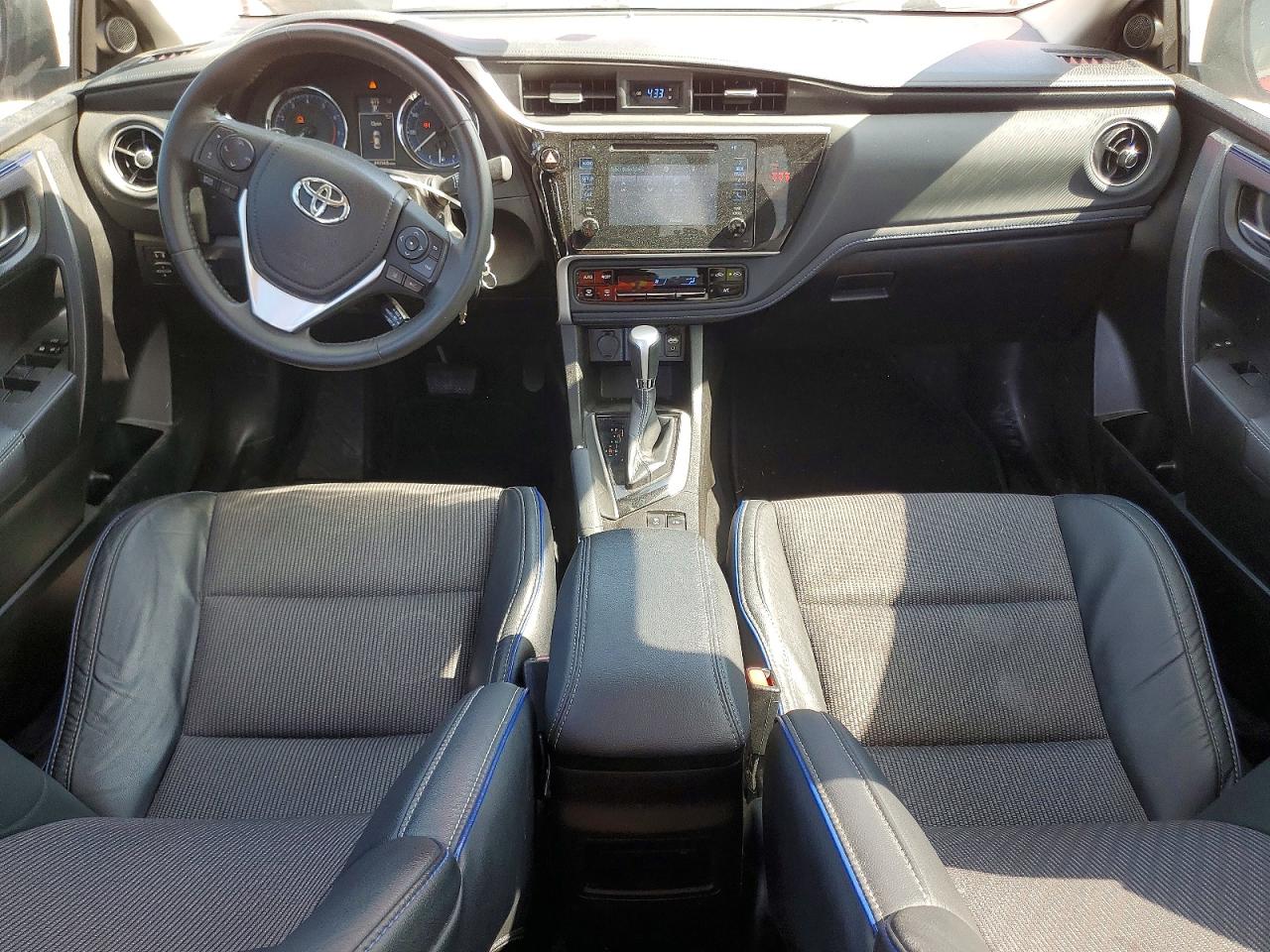 Toyota Corolla Se