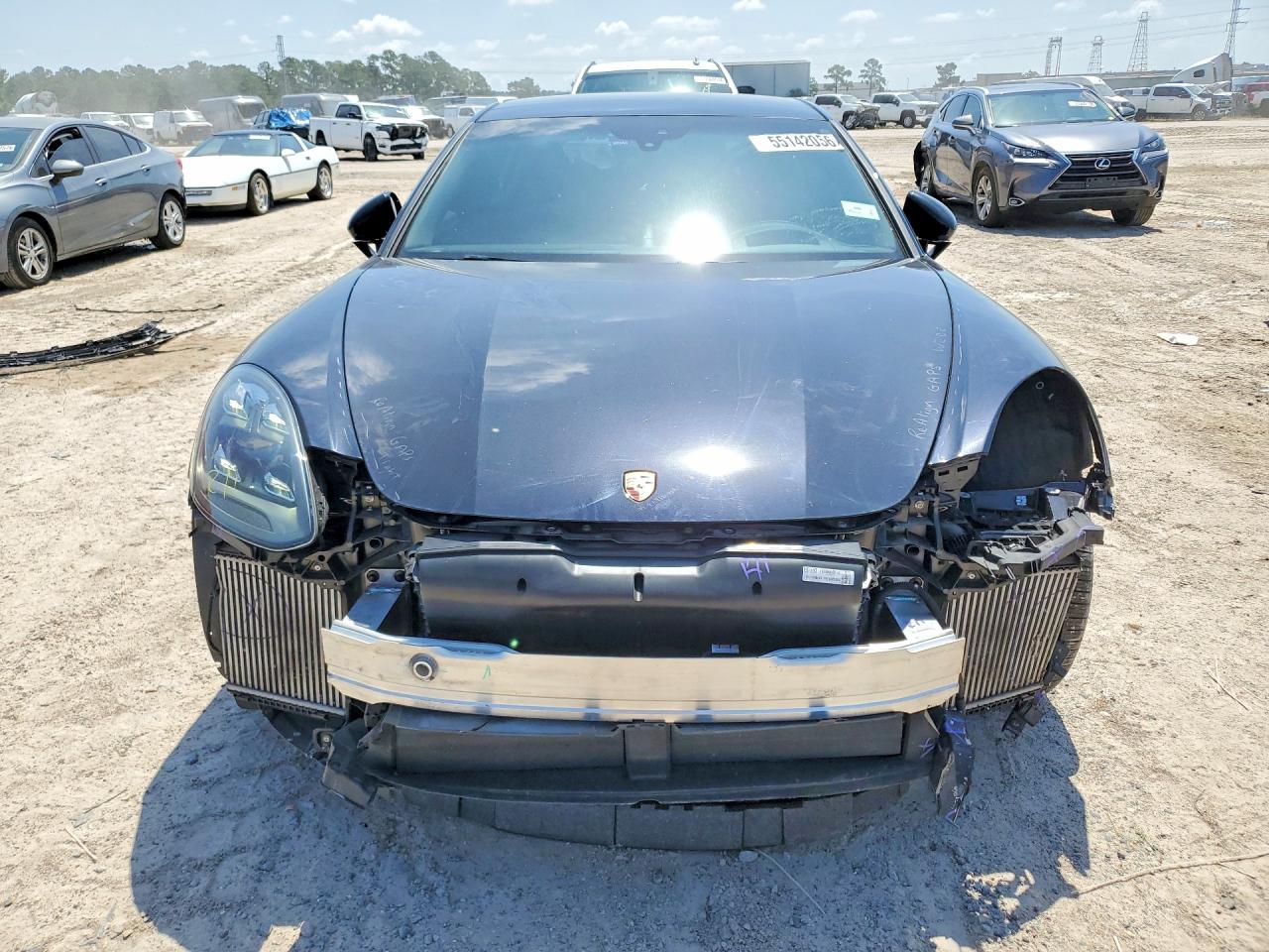 Porsche Panamera Base