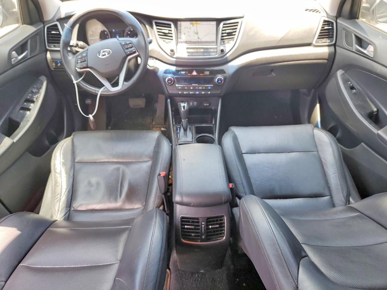 Hyundai TUCSON Sel Plus