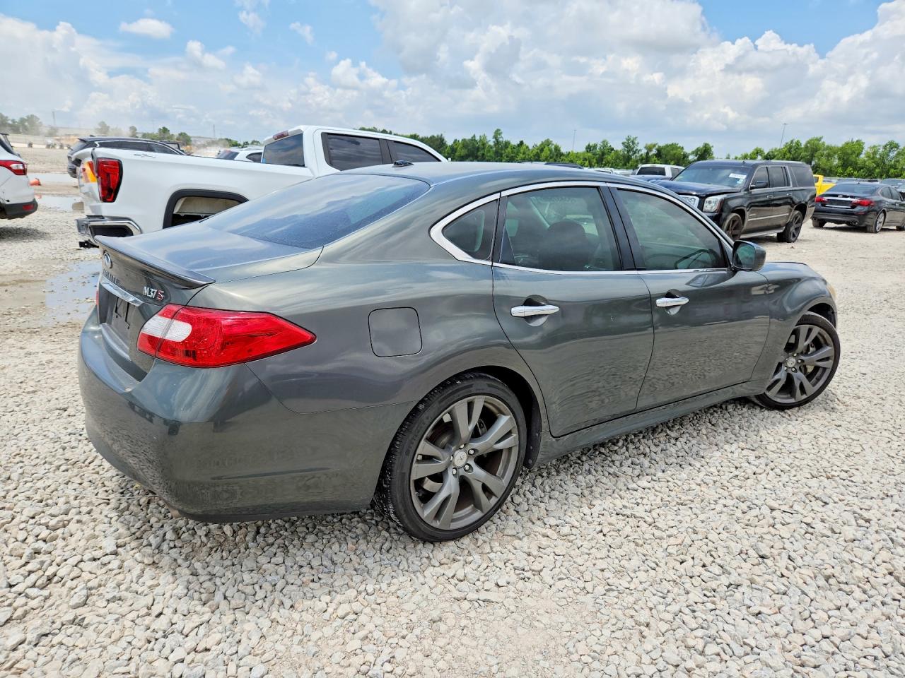 INFINITI M37 Base Base