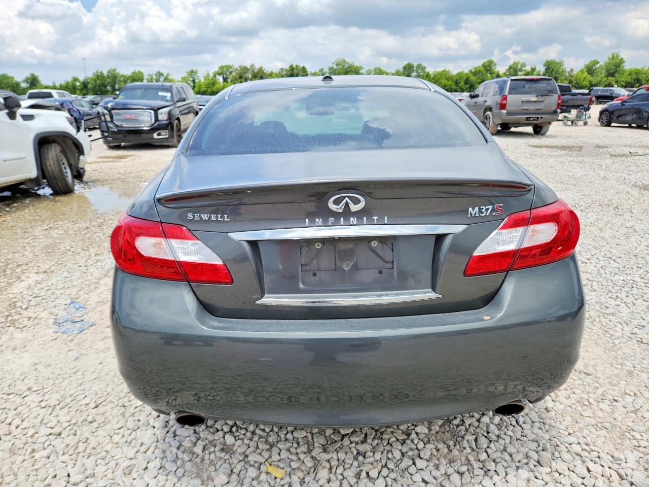 INFINITI M37 Base Base