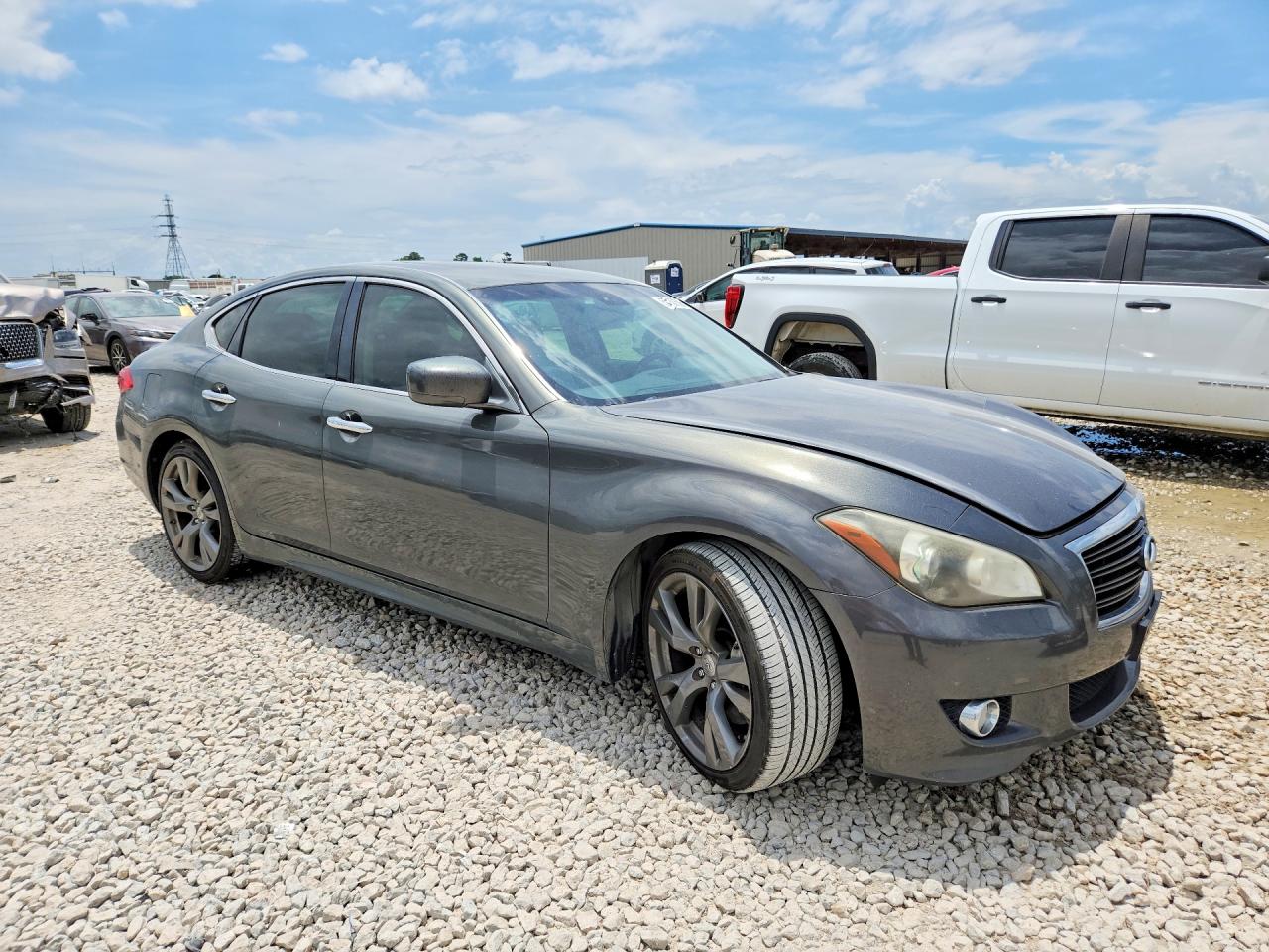 INFINITI M37 Base Base