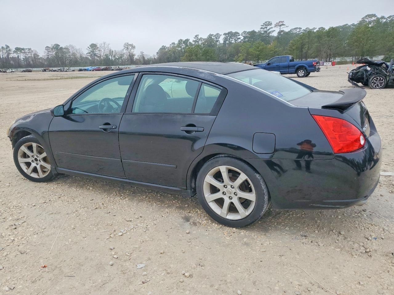 Nissan Maxima