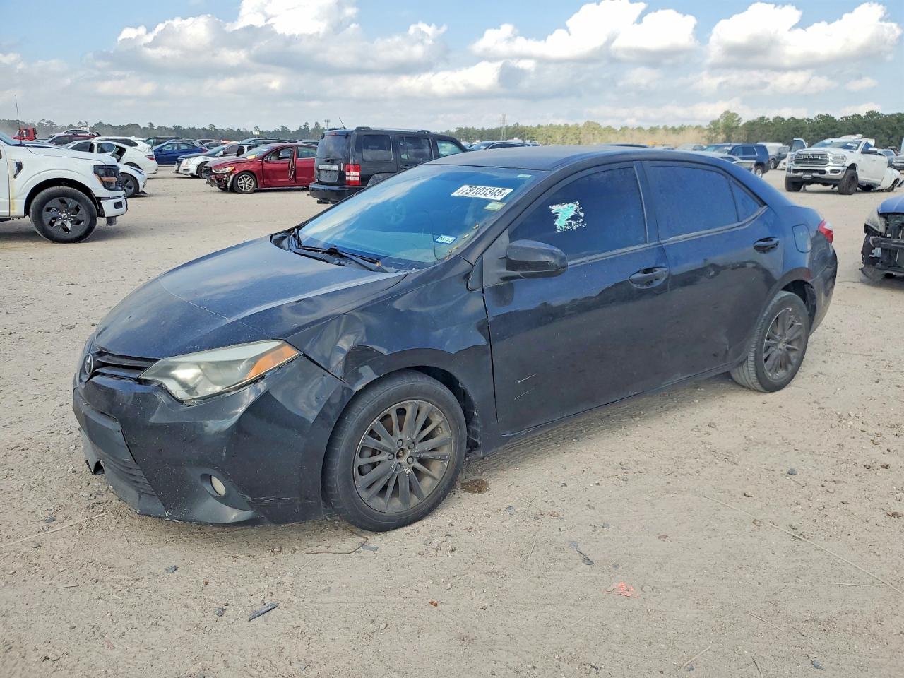 Salvage Toyota Corolla Image