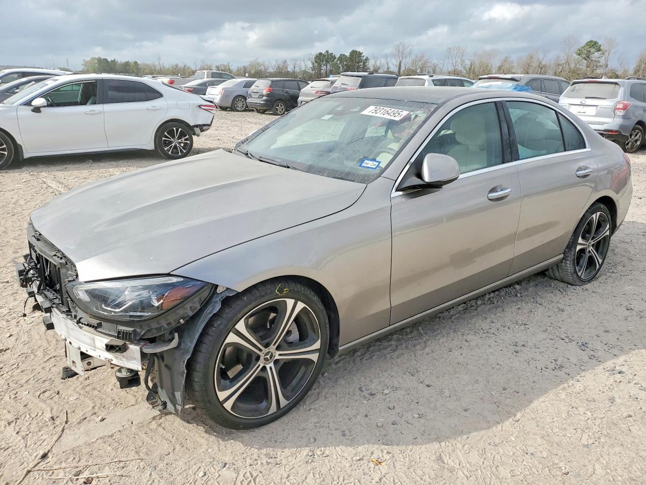 Salvage Mercedes-Benz C-Class Image