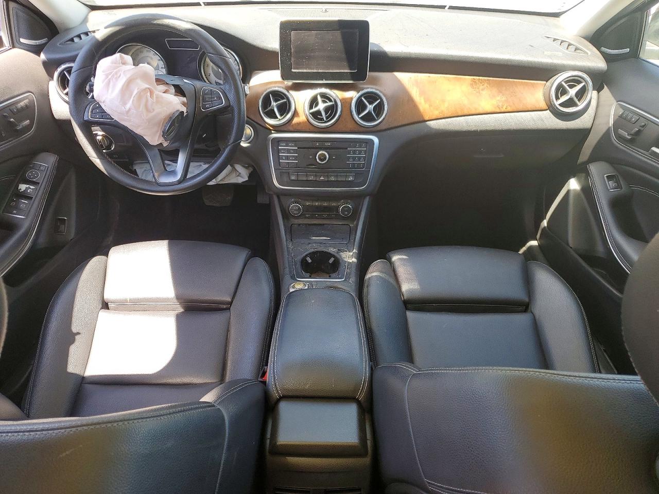 Mercedes-Benz GLA 250 4matic