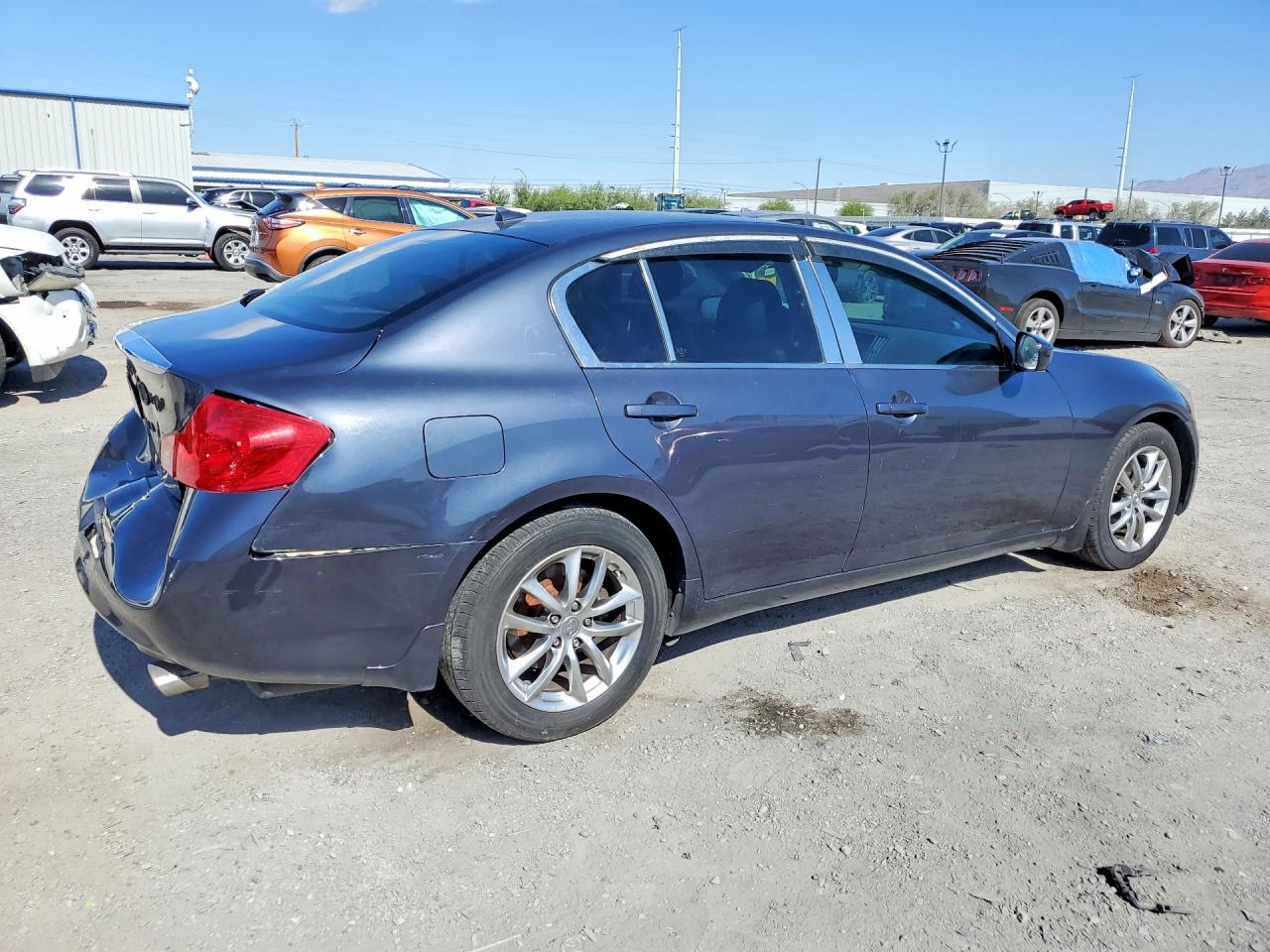 INFINITI G37 X