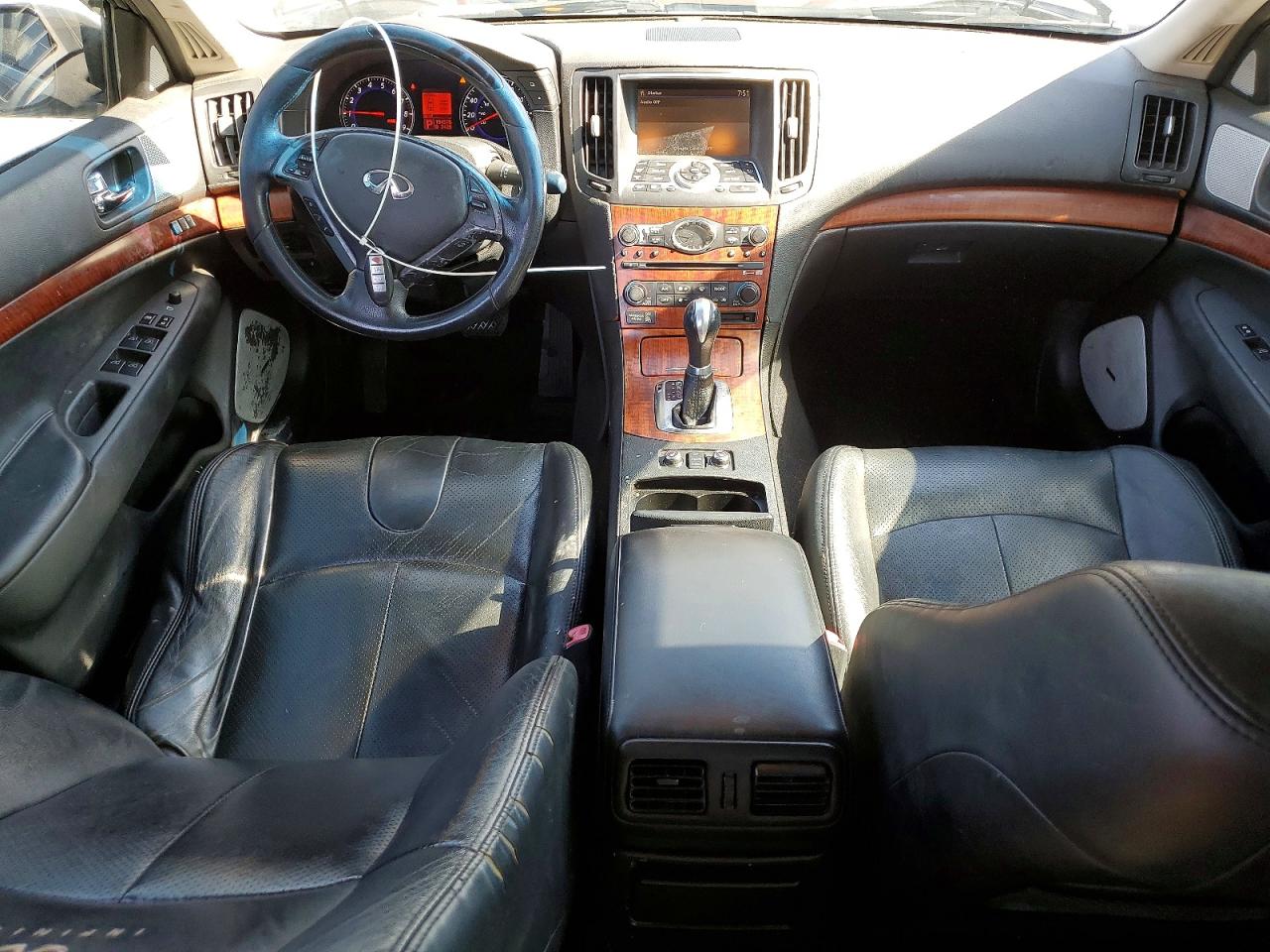 INFINITI G37 X