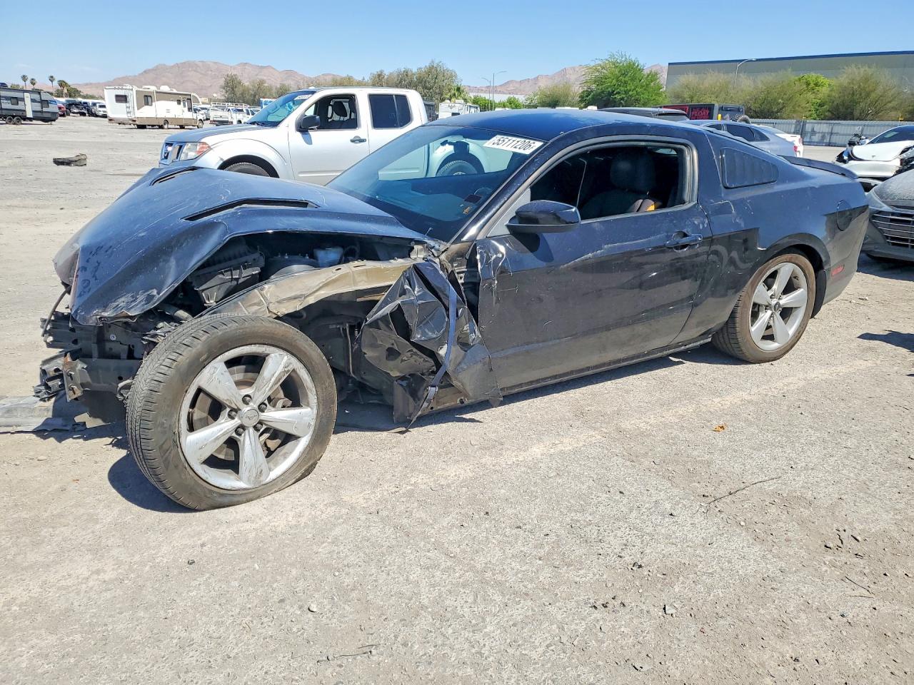 Salvage Ford Mustang Image