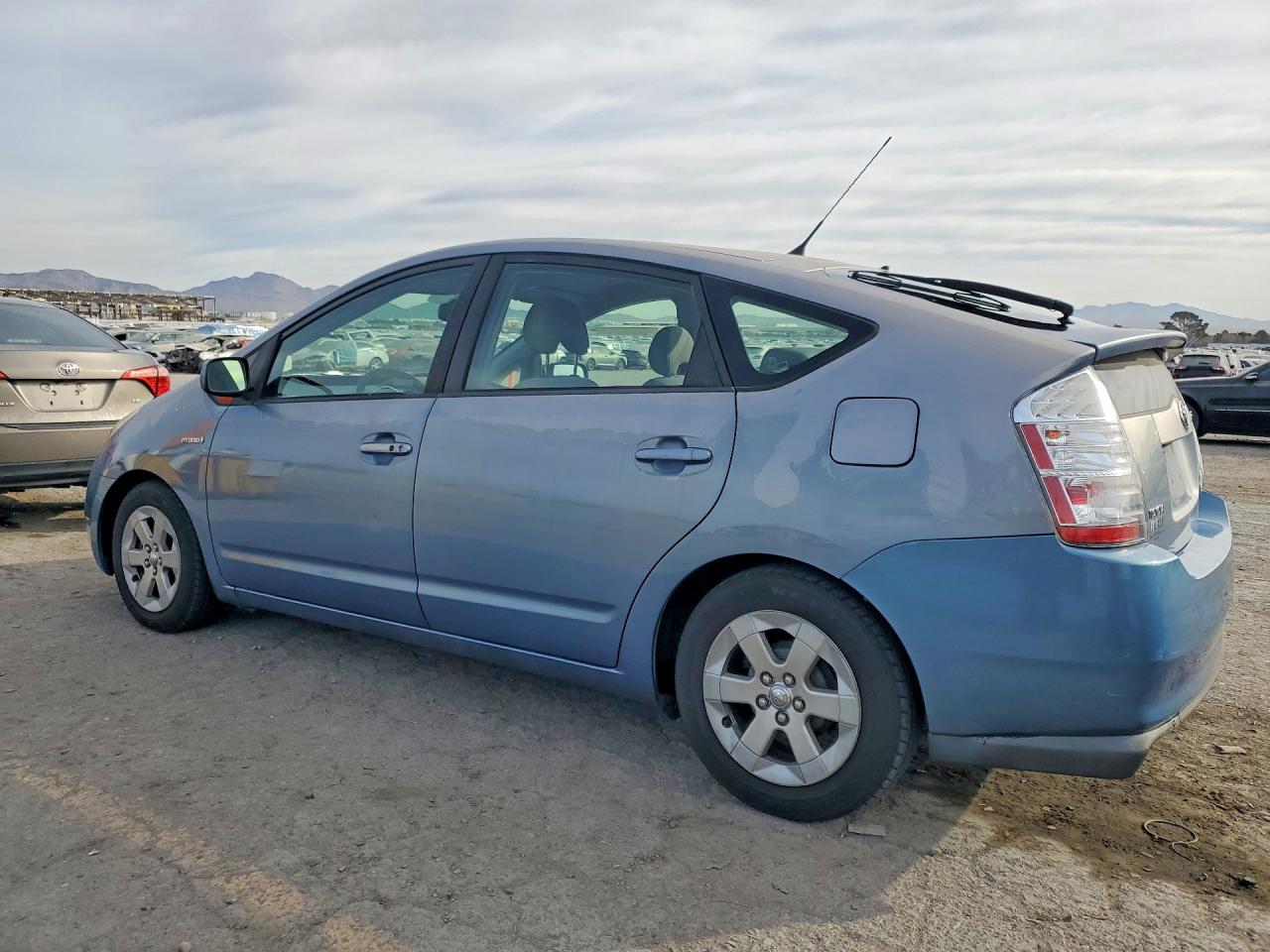 Toyota Prius Base