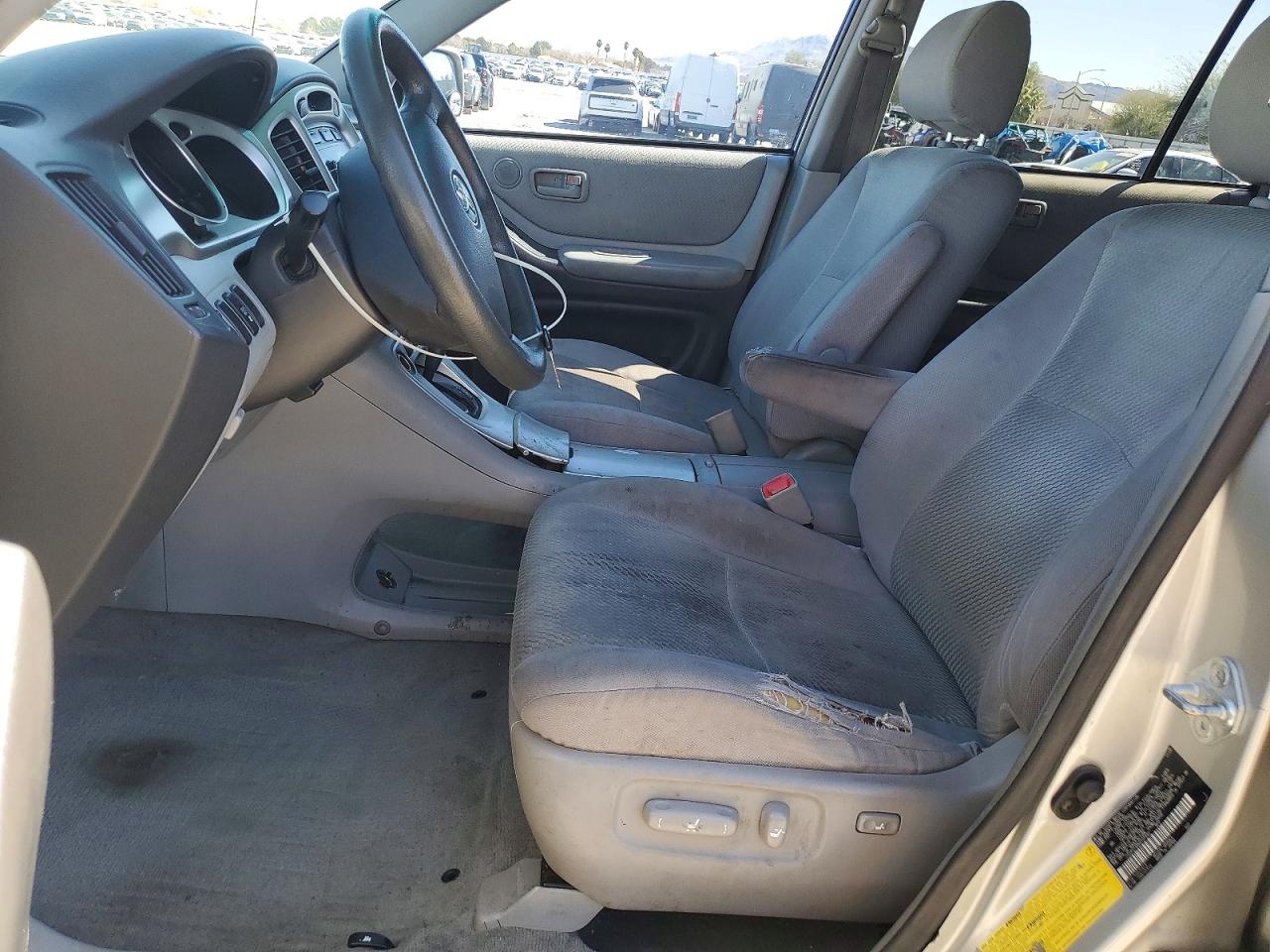 Toyota Highlander Base