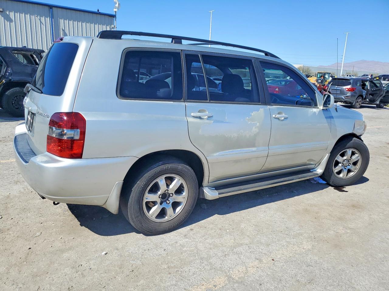 Toyota Highlander Base