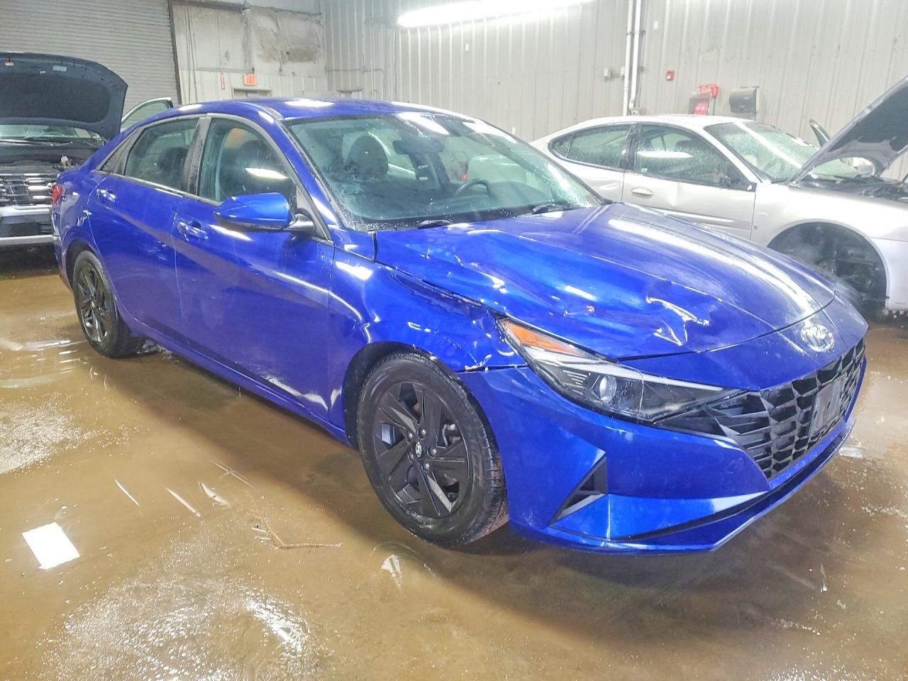 Hyundai ELANTRA Sel