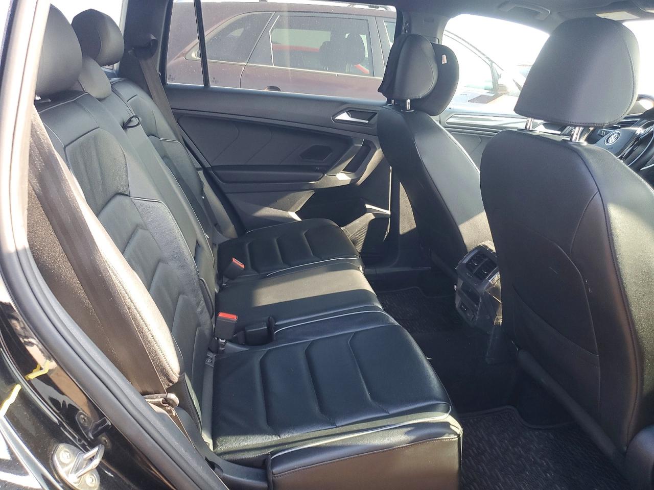 Volkswagen Tiguan Sel Premium R-line
