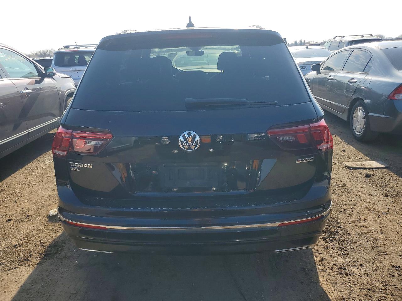 Volkswagen Tiguan Sel Premium R-line