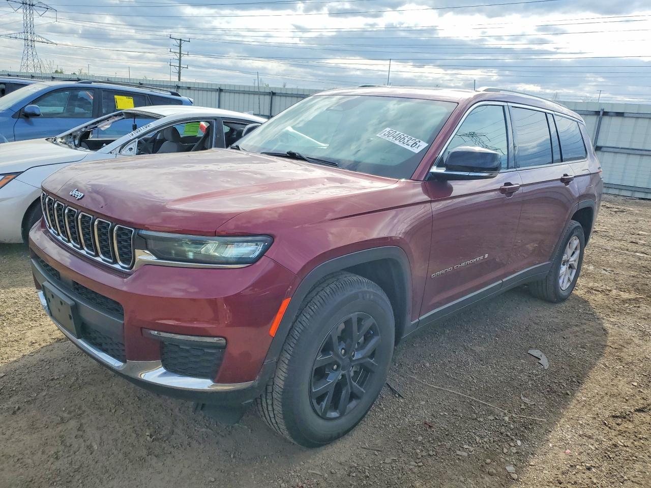 Salvage Jeep Cherokee Image