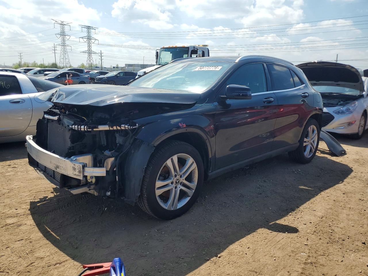 Salvage Mercedes-Benz GLA Image