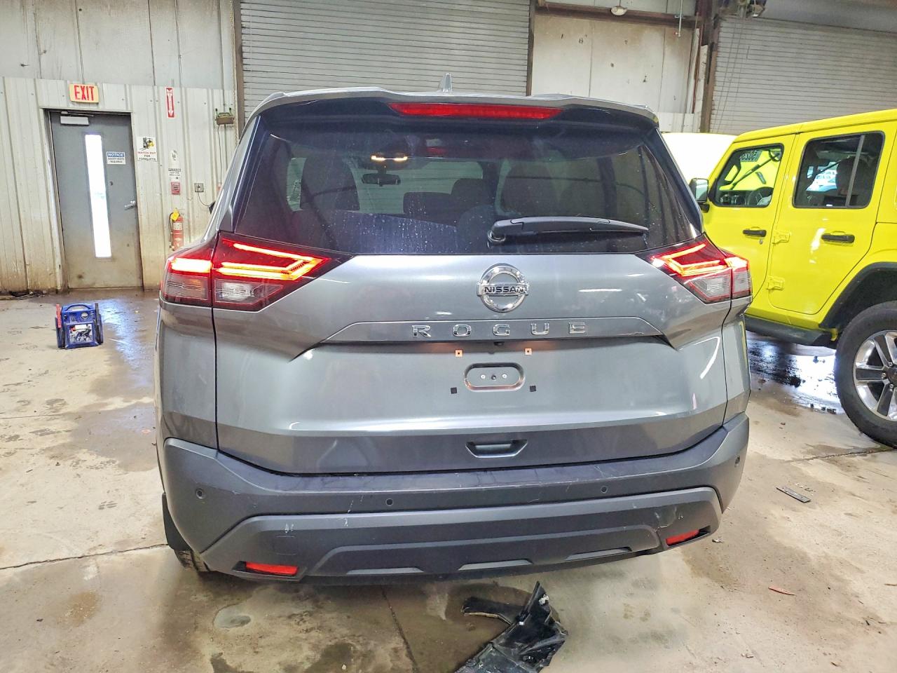 Nissan Rogue S