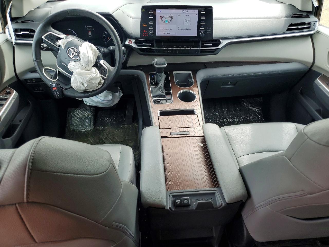 Toyota Sienna Xle