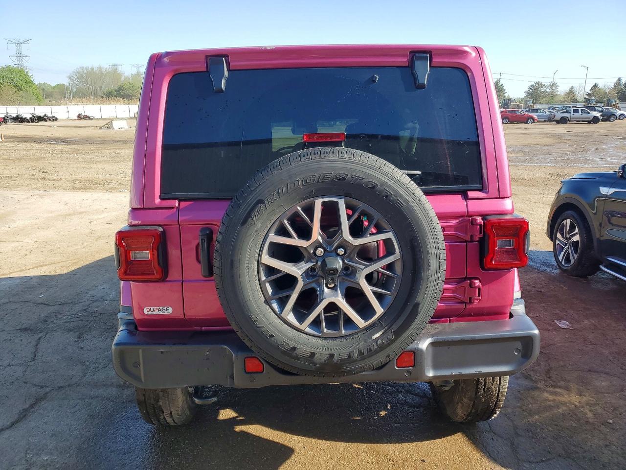 Jeep Wrangler Sahara