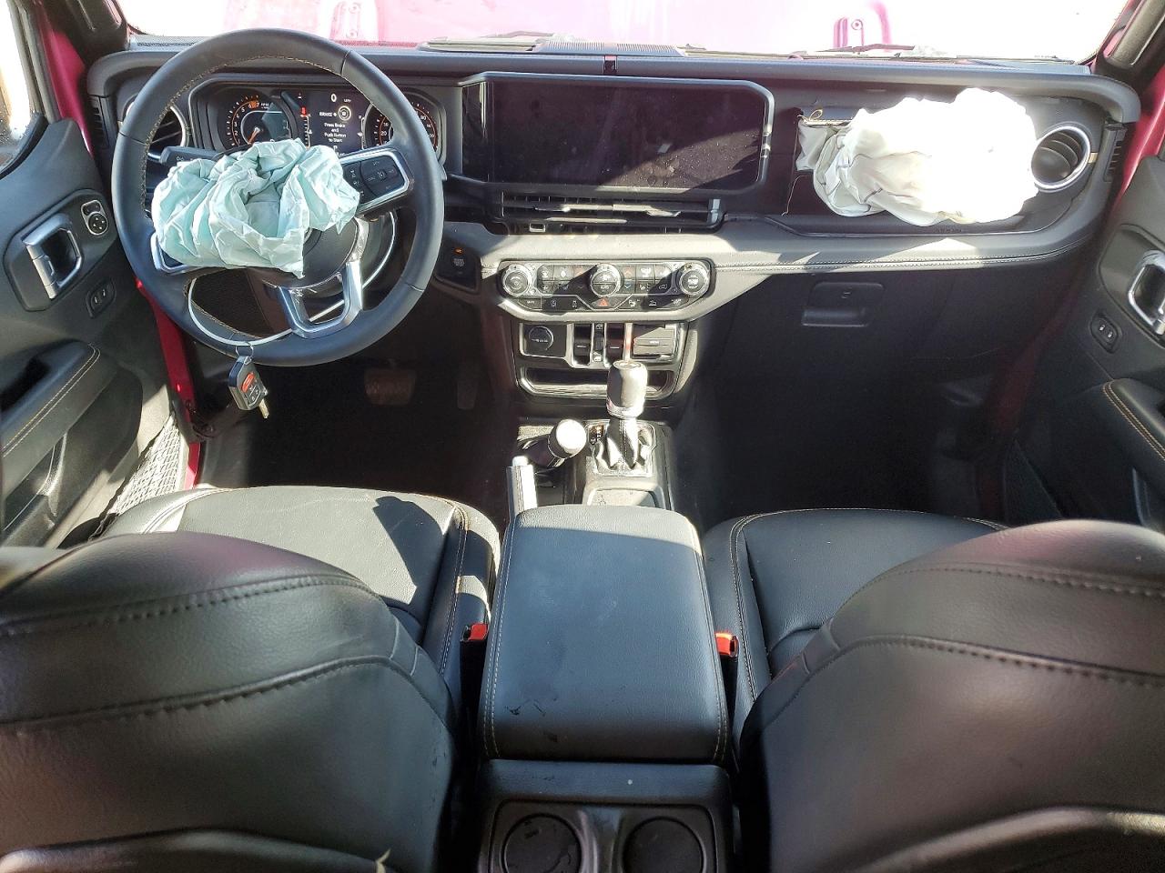 Jeep Wrangler Sahara