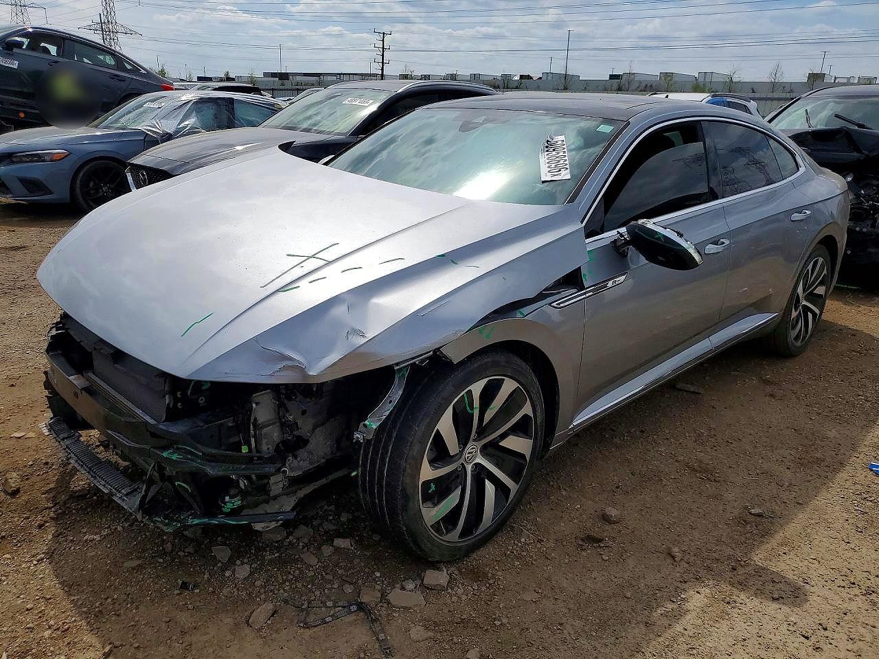 Salvage Volkswagen Arteon Image
