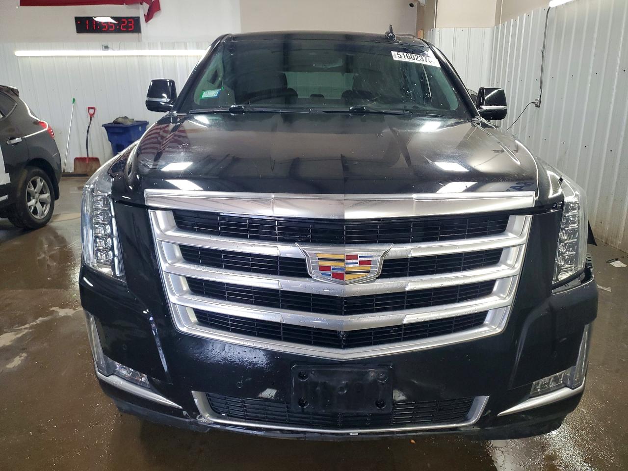 Cadillac Escalade Luxury