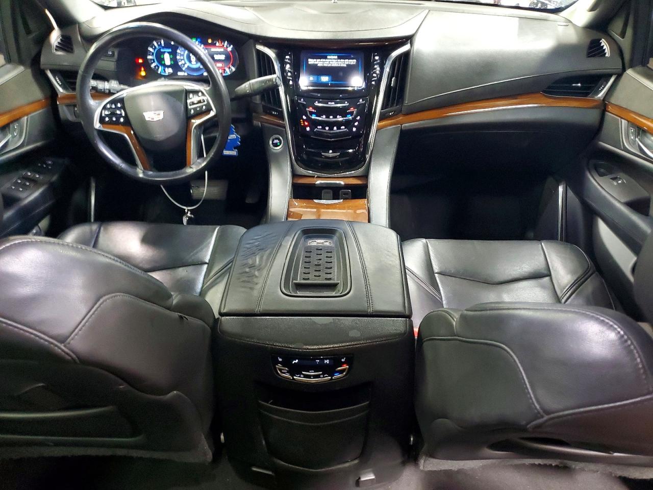 Cadillac Escalade Luxury