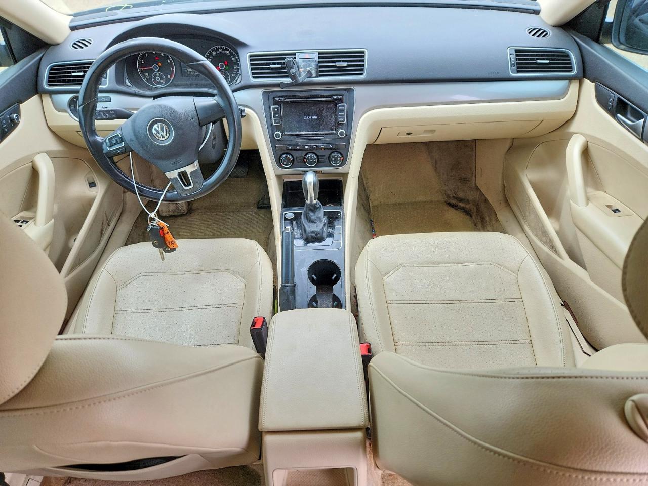 Volkswagen Passat S