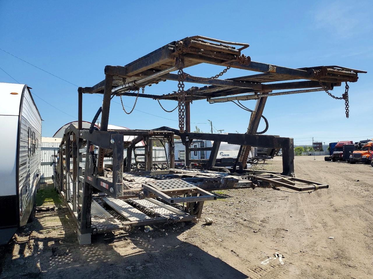 Salvage Wally Mo Trailers Other Image