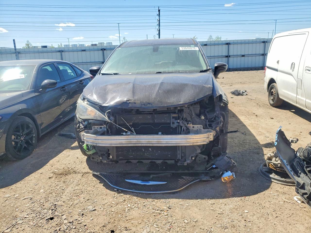 Chrysler Pacifica Touring