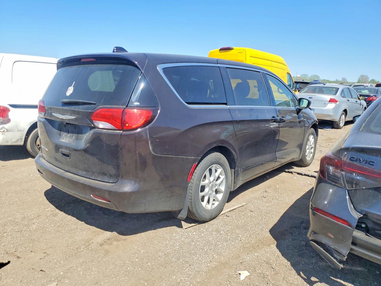Chrysler Pacifica Touring