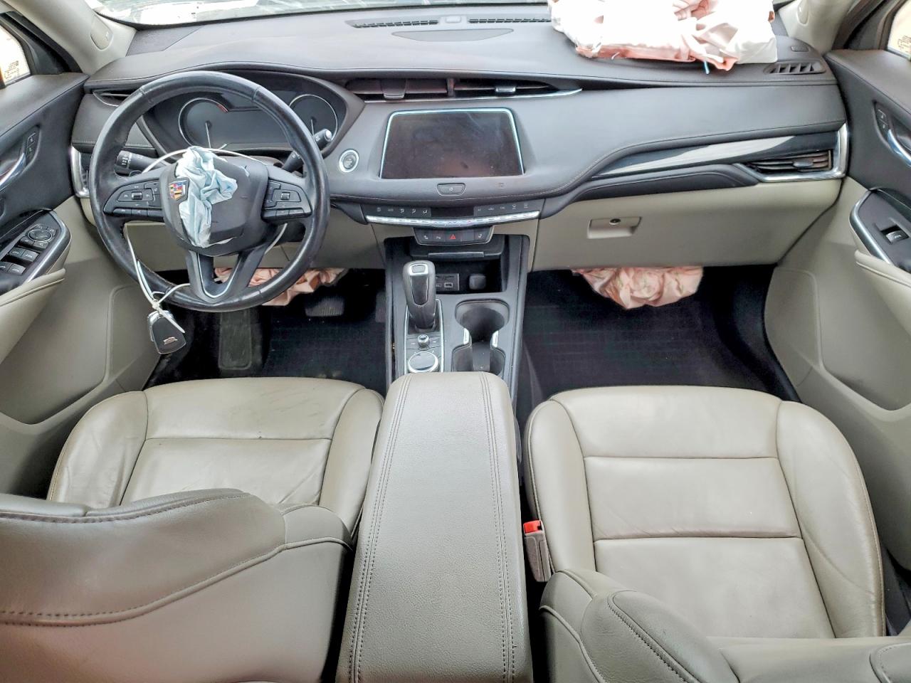 Cadillac XT4 Premium Luxury
