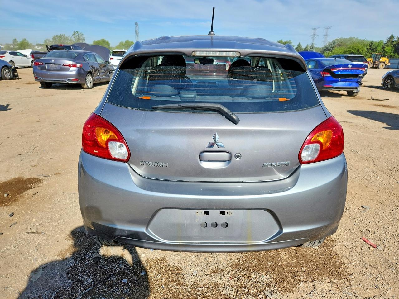 Mitsubishi Mirage Es