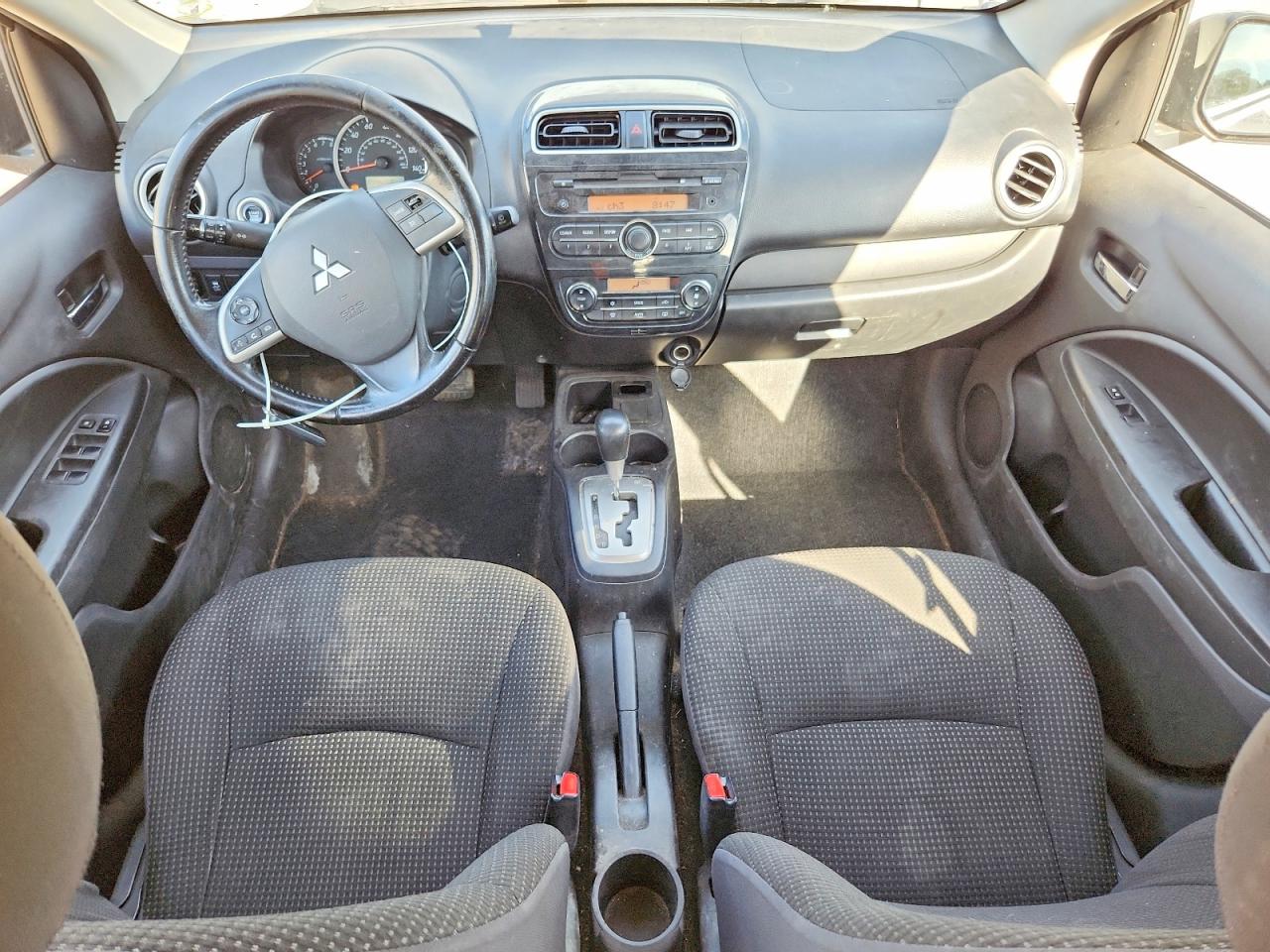 Mitsubishi Mirage Es
