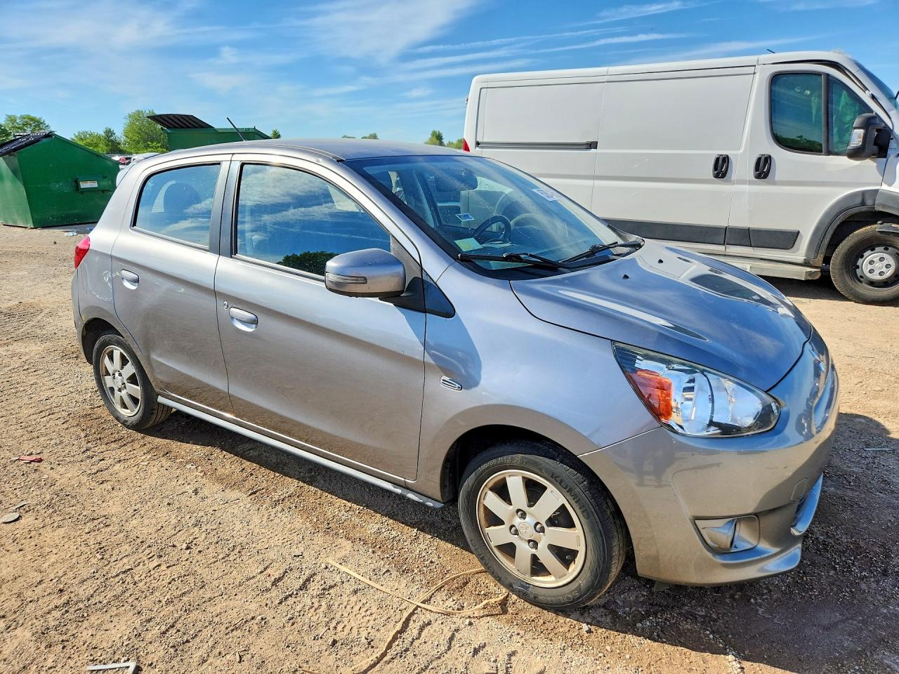 Mitsubishi Mirage Es