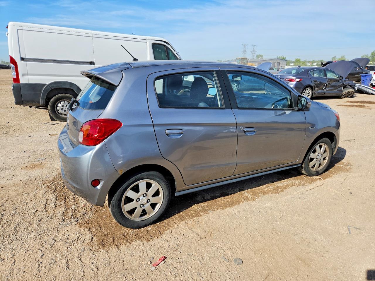 Mitsubishi Mirage Es