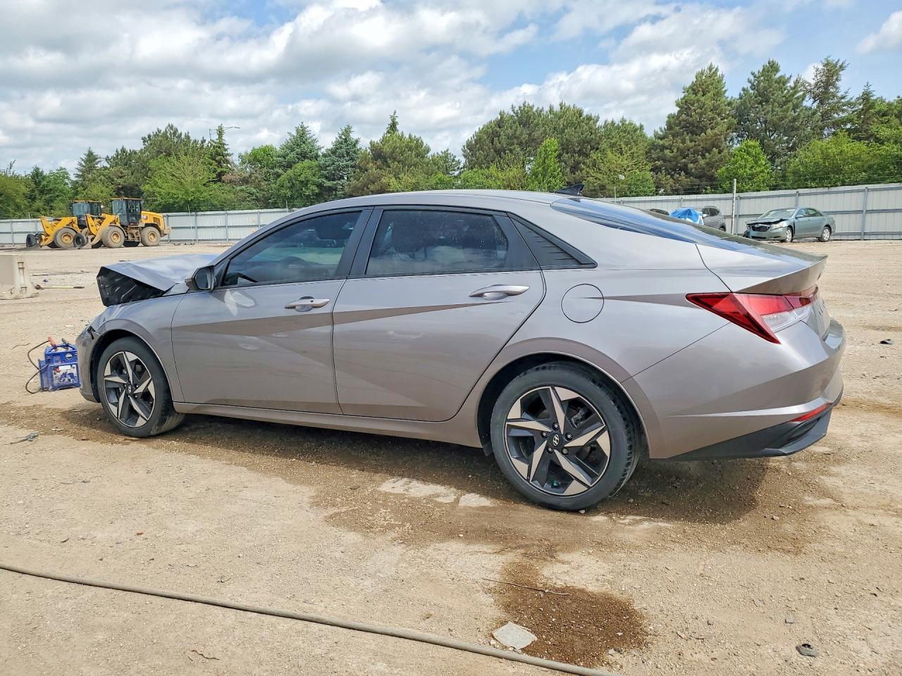 Hyundai ELANTRA Sel