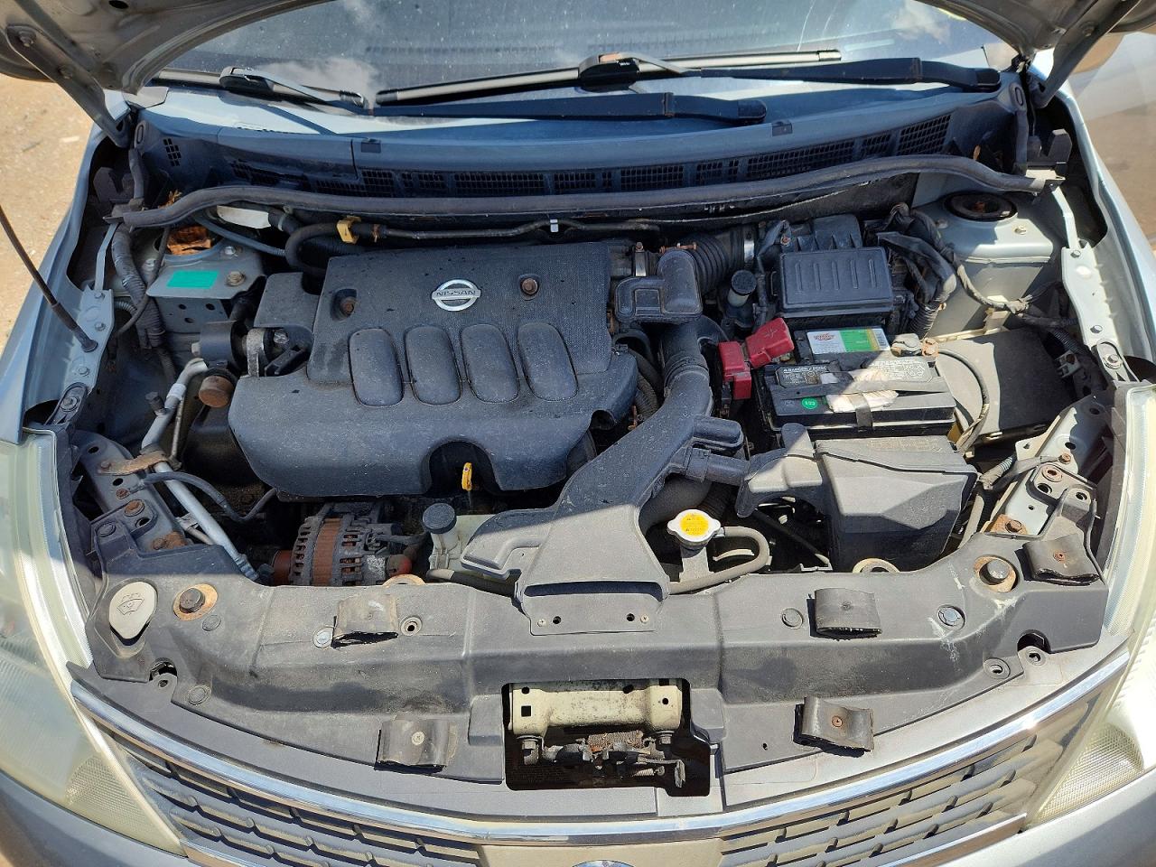 Nissan Versa 1.8 S